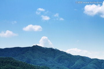 蓝天 白云 山