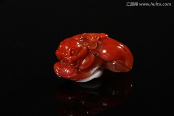 貔貅南红玛瑙摆件