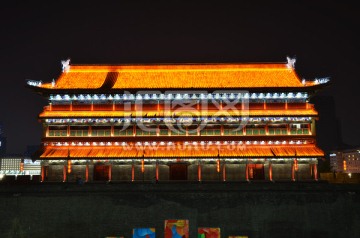 西安古城楼夜景
