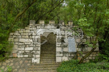 深圳赤湾左炮台山门