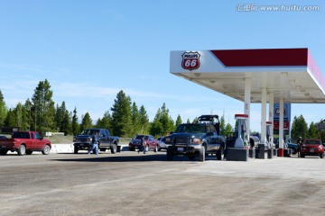 美国高速路的加油站