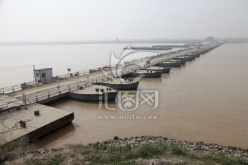 黄河浮桥全景 滨州黄河浮桥