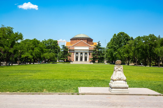 清华大学校园风光