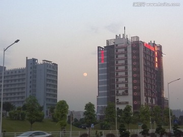 深圳北周边夜景鸟瞰