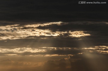 天空晚霞