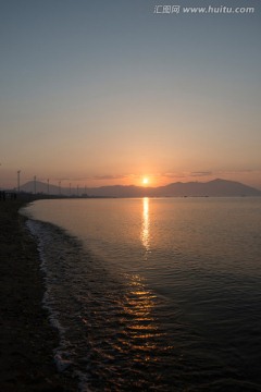 葫芦岛龙湾海滨日出