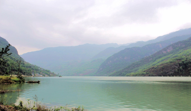 大渡河风光峨边段