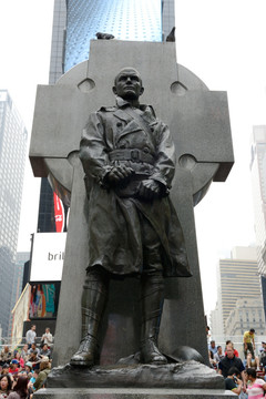 纽约时代广场上杜菲的雕像
