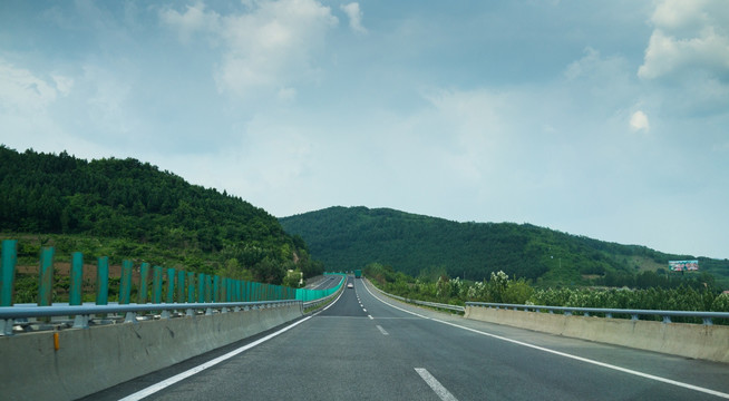 高速公路 本辽高速