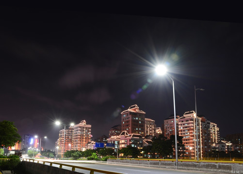 城中村夜景