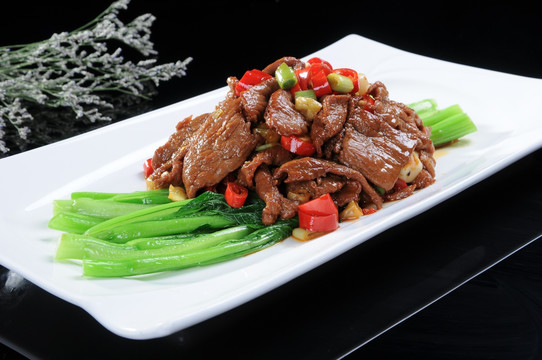 小炒黄牛肉
