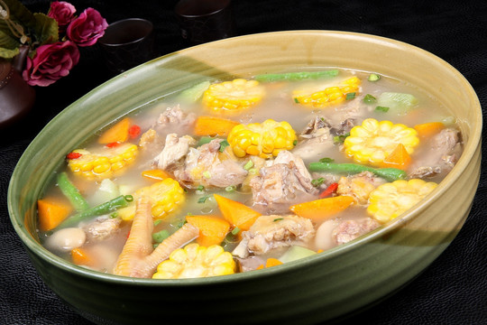 杂粮炖土鸡