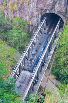 石门洞金温铁路隧道