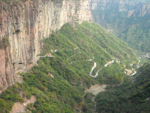 山路十八弯