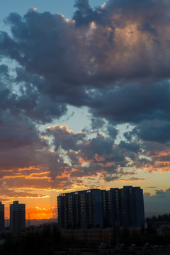 天空 云彩 城市落日