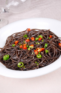 酸辣蕨根粉