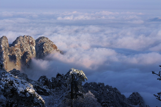 黄山冬雪云海