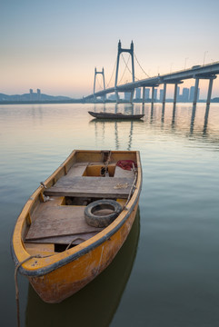 湘江边的渔船