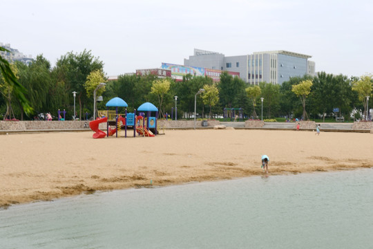 东营市清风湖公园沙滩