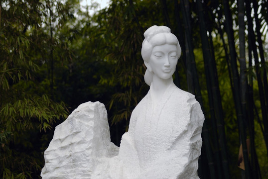 李清照雕塑