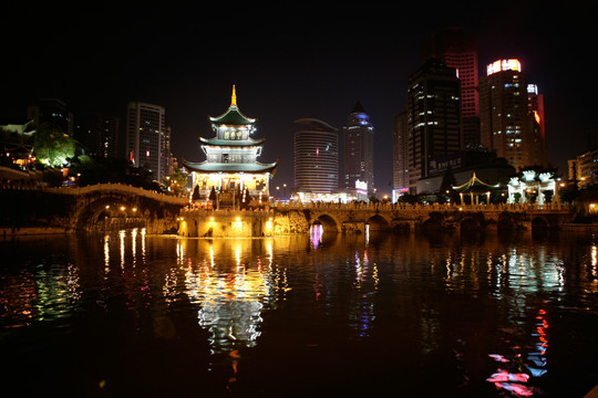 甲秀楼 夜景