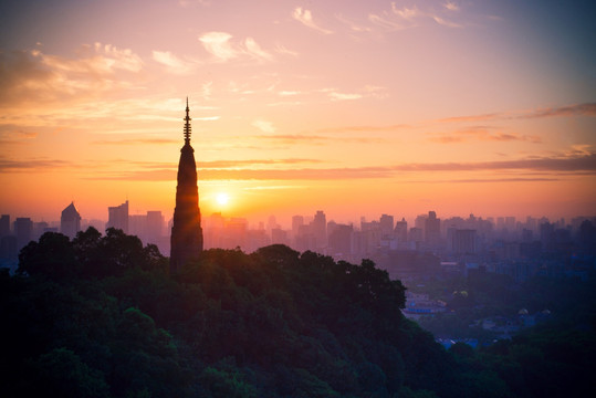 杭州宝石山日出