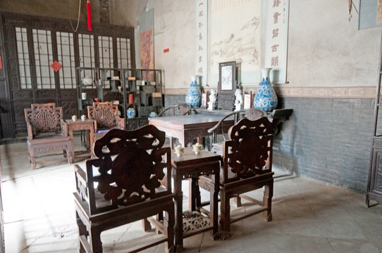 李家大院