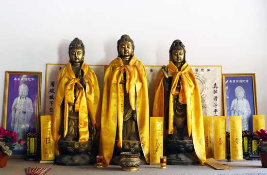 北京十渡乐佛寺佛像