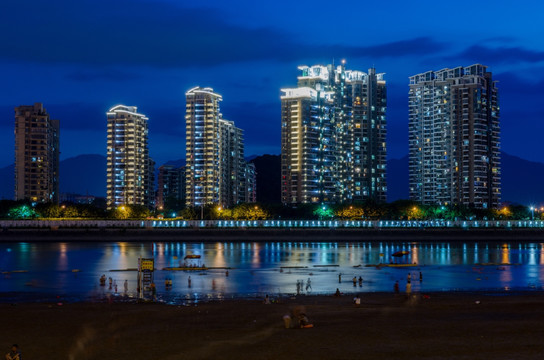 福州河西游泳场夜景