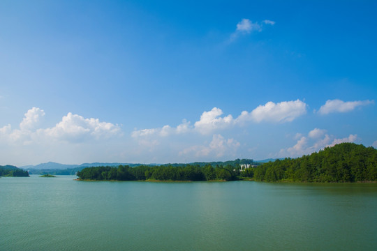 天顶湖风光