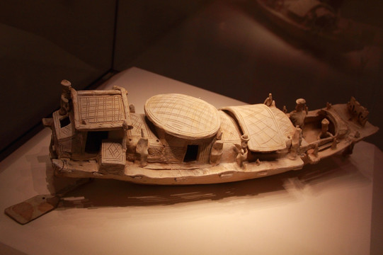 东汉 陶船