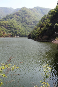 潭水