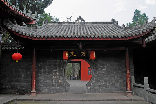 成都龙泉区石经寺方丈阁