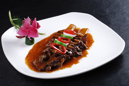 黑椒黄牛排