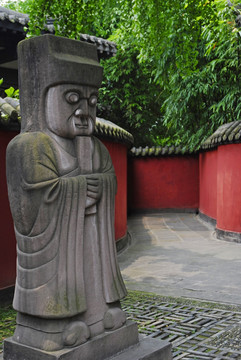 惠陵神道石俑和红墙夹道