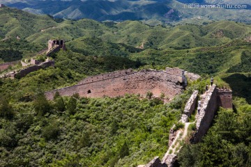 长城 明长城 山峦起伏 夏天