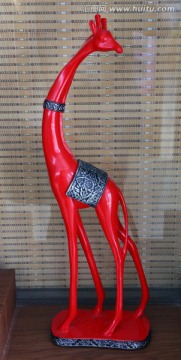 瓷塑长颈鹿摆件