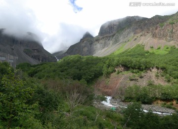 雾锁长白山