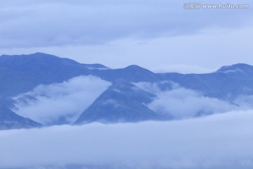 天山