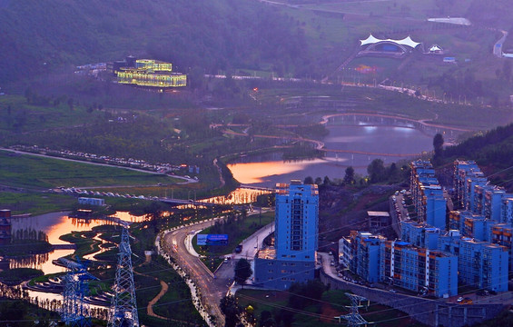 贵州六盘水湿地公园夜景