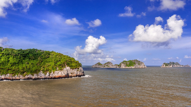 海上桂林下龙湾