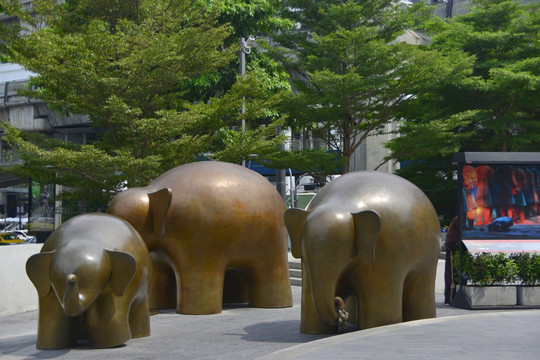 CTW广场大象雕塑