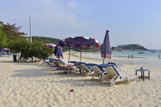 克兰岛沙滩太阳伞