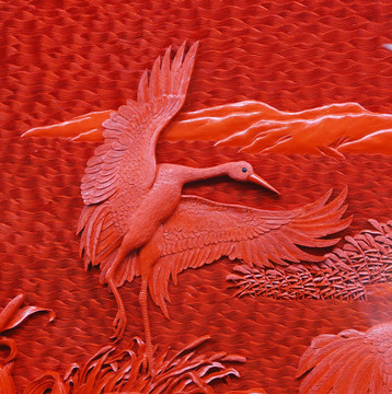 雕漆剔红仙鹤