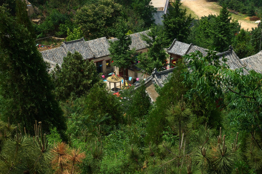 山中寺院