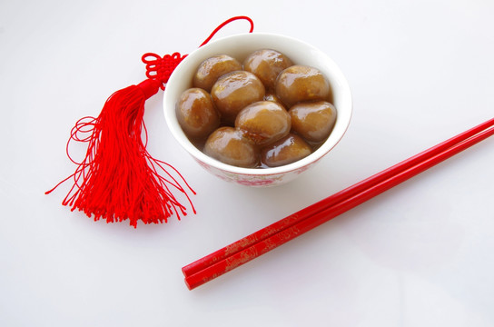 水晶红枣汤圆 中国结 红色筷子