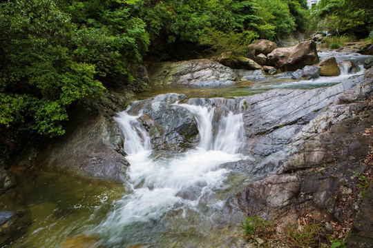 山涧 流水