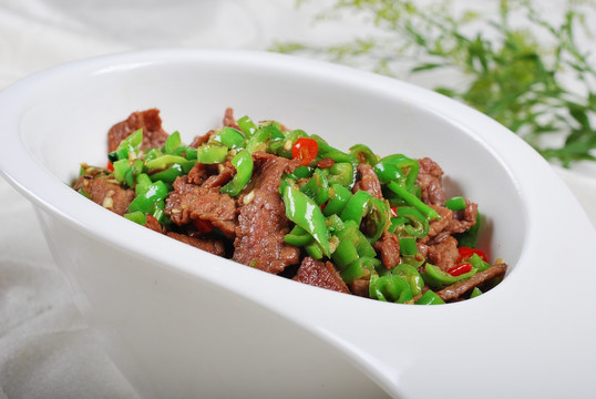 小炒黄牛肉