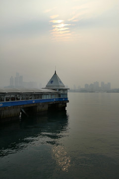 码头早晨