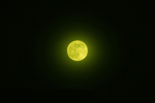 绿月亮